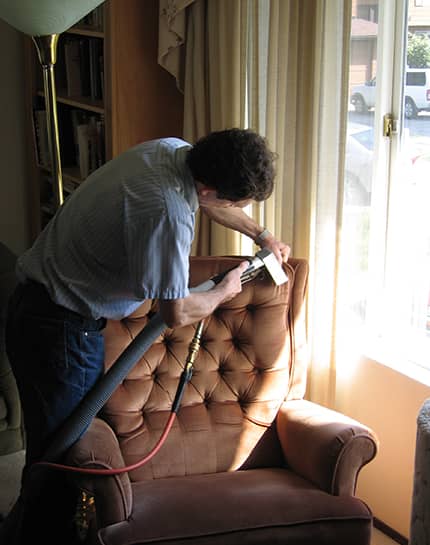 upholstery cleaning lint removal